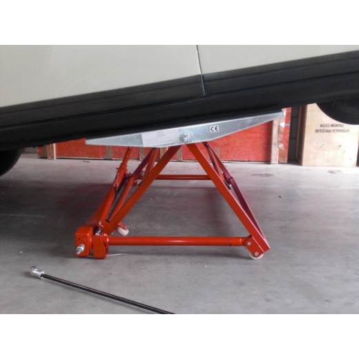 Oprijbrug mechanisch 900 KG