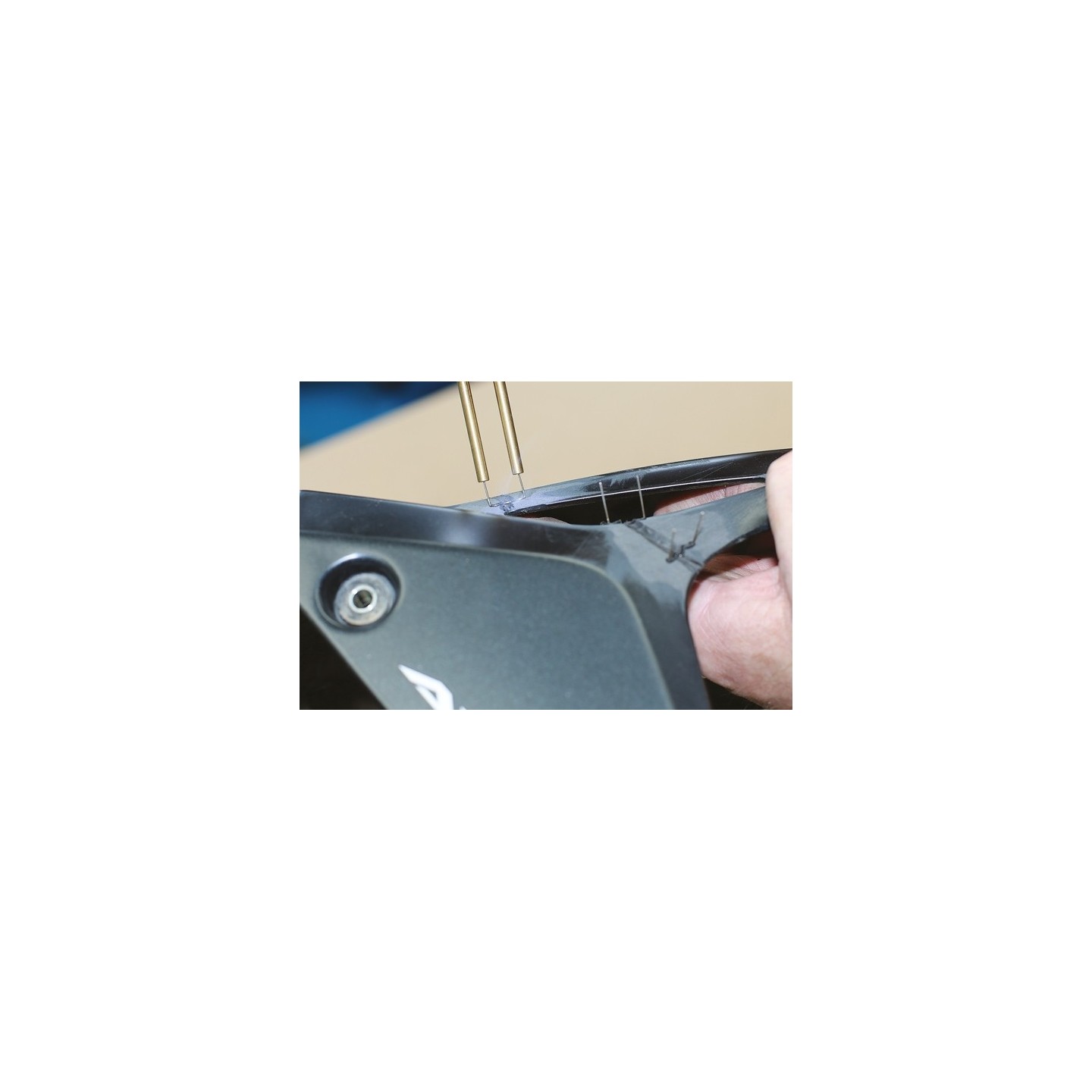 Draadloos Kunststof reparatie systeem POWER-TEC - Hot Stapler