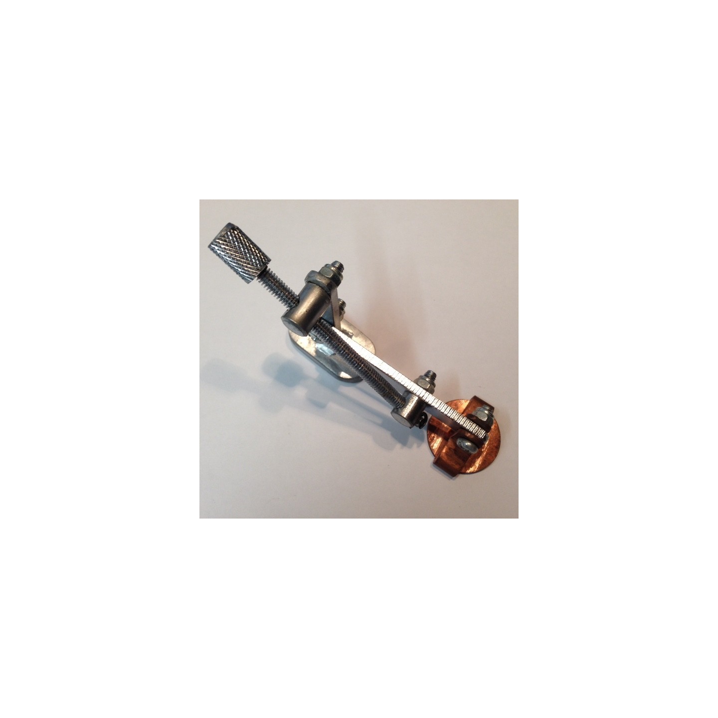 Magnetic plug weld tool