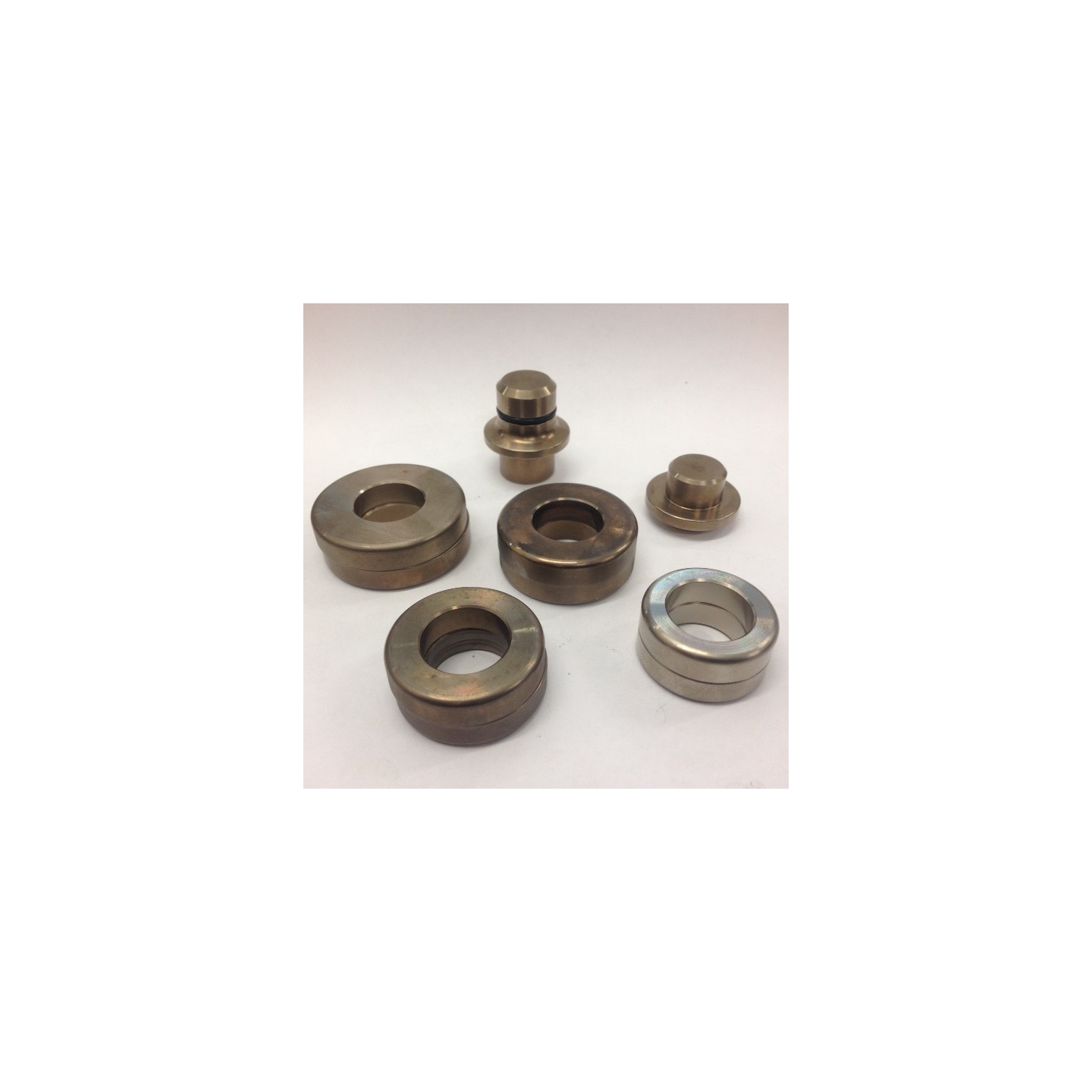 Thumbnail die set