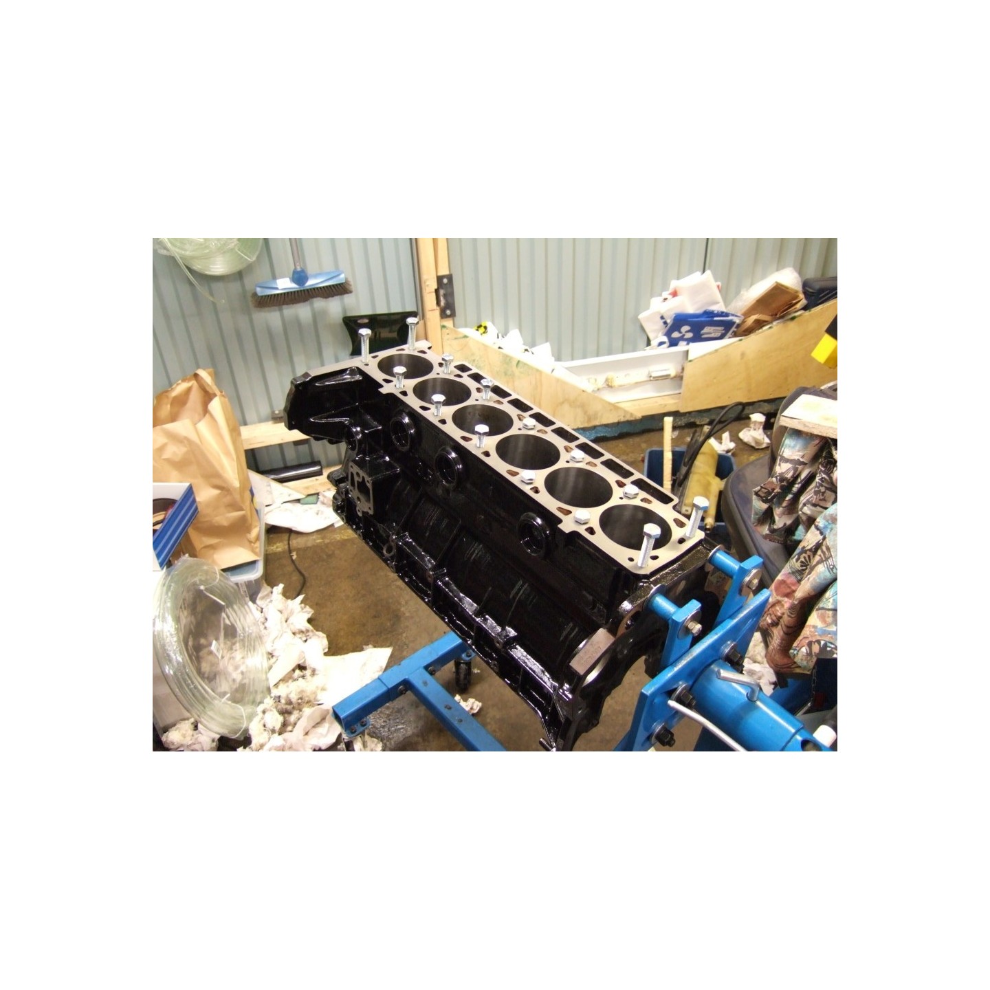 VHT ENGINE ENAMEL™ Gloss Black  (Zwart glans)